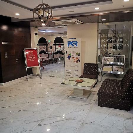 Hotel Pk Residency Noida Eksteriør bilde