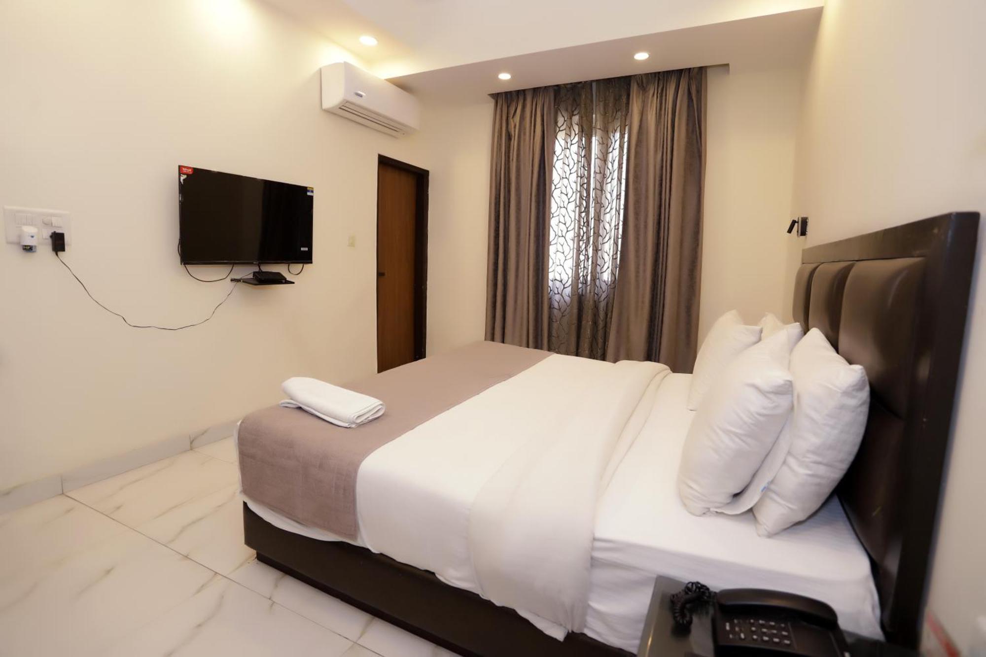 Hotel Pk Residency Noida Eksteriør bilde
