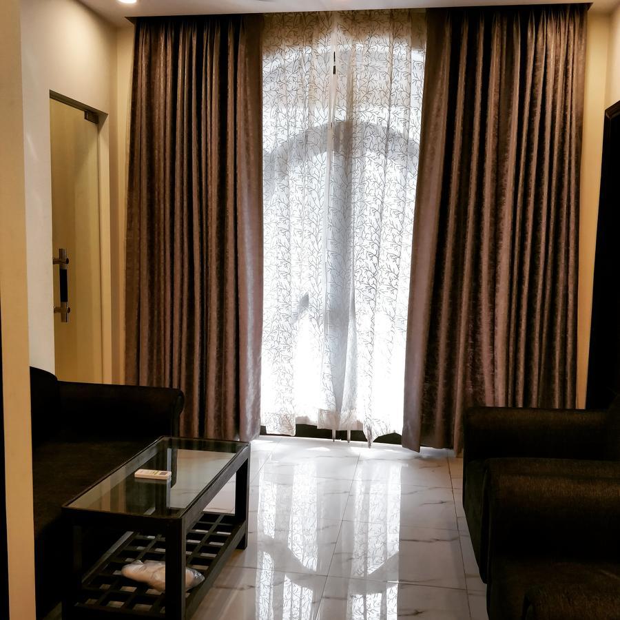 Hotel Pk Residency Noida Eksteriør bilde